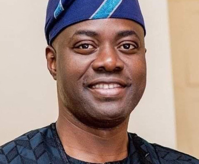 Oyo state government orders re-opening of 23 schools closed 10 years ago