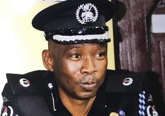 Deputy police commissioner commits suicide