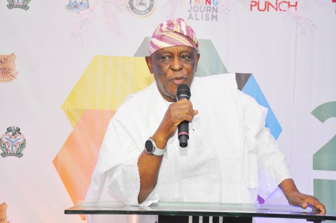 Osoba encourages Nigerian newspapers management to explore online publications