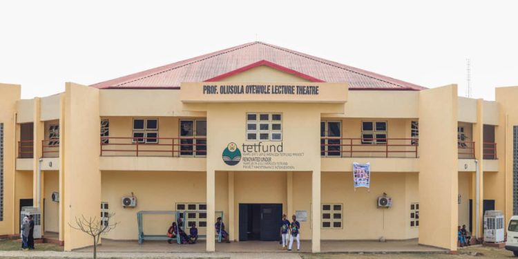 Penpushing member Olusola Oyewole honoured as university names 1000-seater auditorium after him