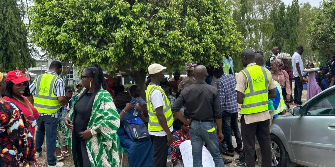 Nigeria meteorological agency workers suspend strike after meeting with Aviation minister