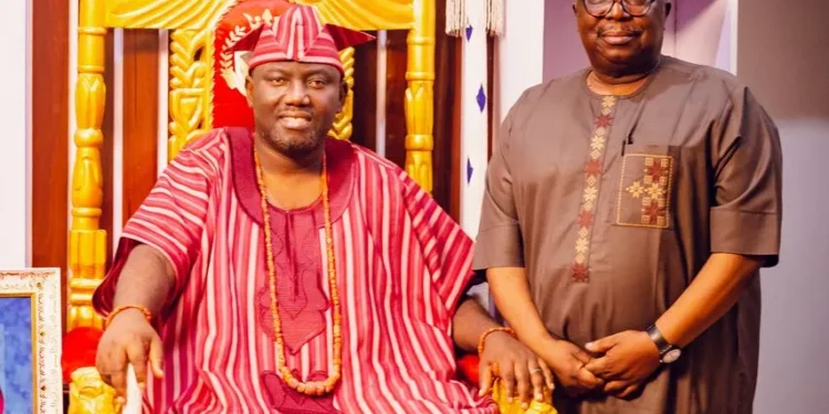 Dapo Olorunyomi visits Alaafin of Oyo