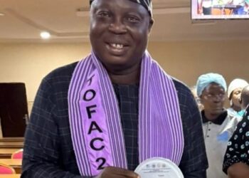 Penpushing member, Mr Latin bags United Nations Award
