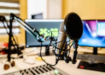 Armed robbers raid Radio Nigeria, force station off air