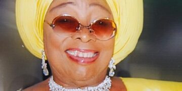 Oil magnate, Ronke Ogunremi affirms attendance as mother of day at 7th Penpushing Media anniversary lecture
