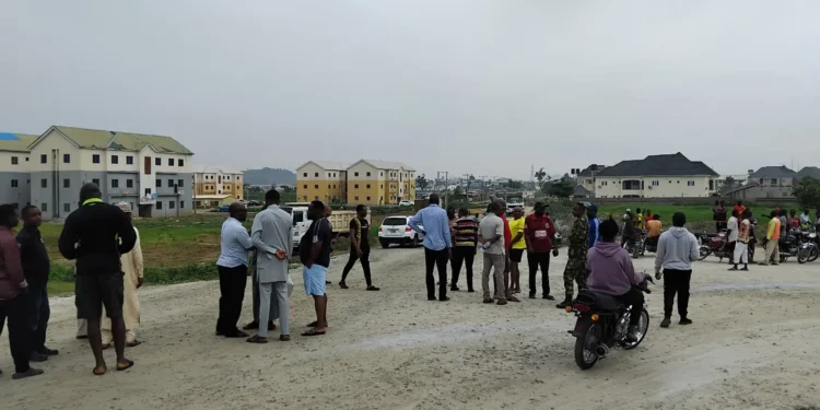 Abuja Estate residents protest unregulated blasting at Chinese company quarry