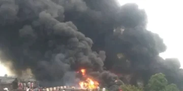 Four injured as gas tanker collides with fuel tanker in Zaria