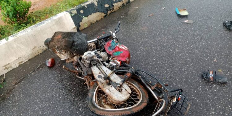 Hit and run  driver kills 2 motorcycle occupants along Ilisan-ago-iwoye road