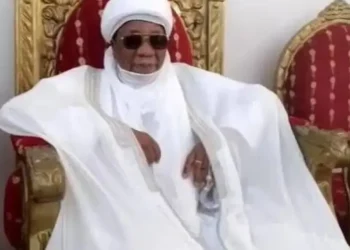 Emir of Zuru dies in London hospital