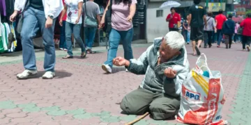 Four fake blind beggars remanded for child trafficking