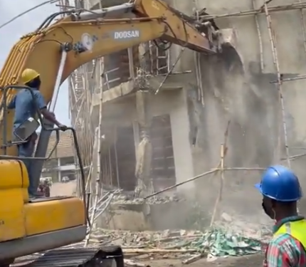 Lagos state government begins demolition of illegal buildings at trade fair complex