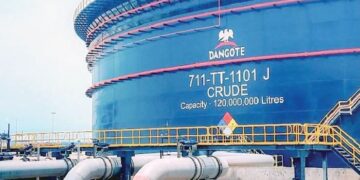 Dangote refinery suspends petrol sales in naira