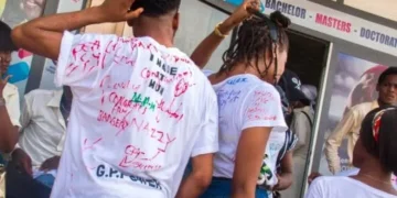 Nnamdi Azikiwe University bans final-year sign-out ritual