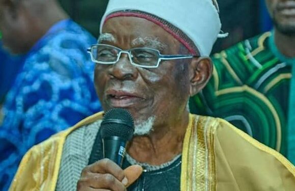 Late Chief Imam of Owo, Aladesawe is a bridge of unity among muslims, says Isola