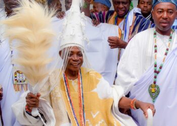 Ladoja crowned as 44th Olubadan, demands for creation of Ibadan state