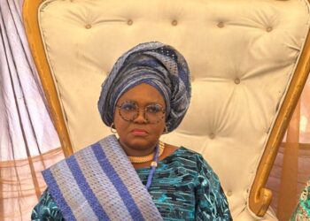 Penpushing celebrates Toyin Sogbesan at 60, retires from service