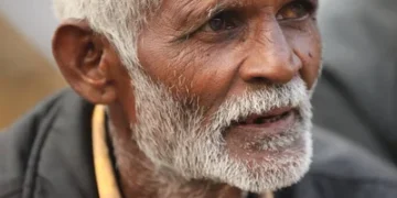 Abandoned by wives: How men become bachelors in old age