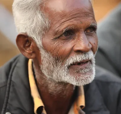 Abandoned by wives: How men become bachelors in old age
