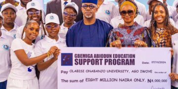 Gbemiga Abiodun Education Support Programme Disburses N252million to beneficiaries in 3 years