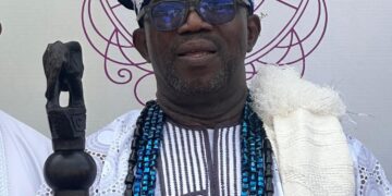 Penpushing member, Kayode Odunaro becomes kingmaker in isaga orile