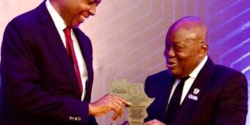 Saraki wins Africa Democracy awards in Nairobi, dedicates honour to Odinga