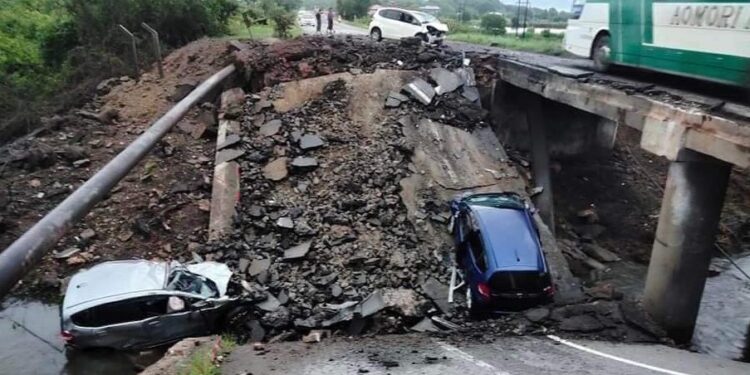 Terrorists blow up bridge in Niger State