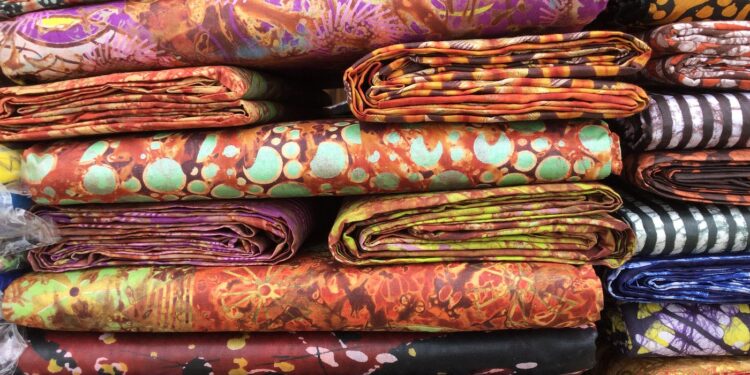 Egba economic summit proposes wearing adire as a signature dress of Egba people at functions