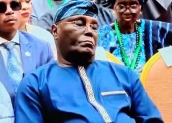 Abubakar Atiku dozes off at Ibadan opposition parties’ summit