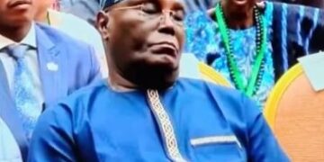 Abubakar Atiku dozes off at Ibadan opposition parties’ summit