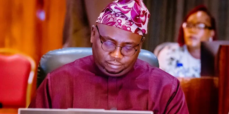 Adelabu resigns as minister