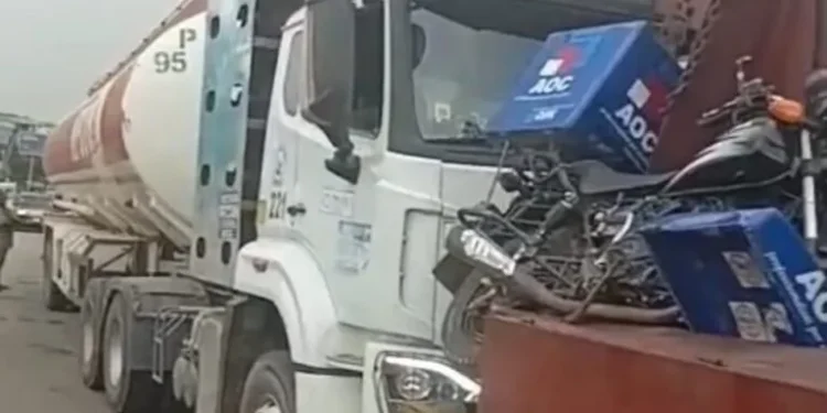 Dispatch rider dies in Lagos crash