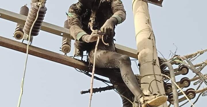 Suspected vandal electrocuted in Rivers state