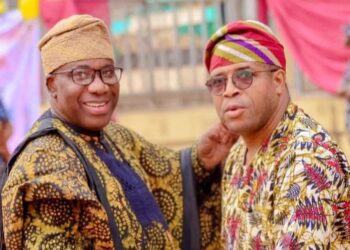 Kehinde Onasanya congratulates successor after retirement as ogun state head of service
