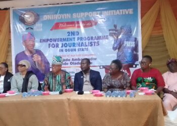 Oniroyin Support Initiative provides financial aid, free medical checkup for journalism community in Ogun state