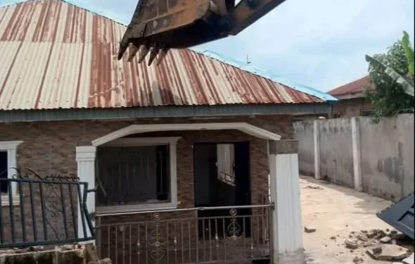 Oyo state government demolishes building linked to abduction of Adelabu’s sister, sons