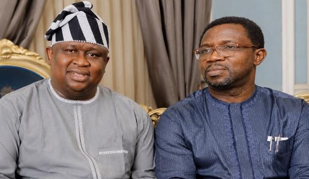 Veteran Journalist Kayode Odunaro turns wife’s 60th birthday to campaign ground for Yayi ahead 2027 governorship race in Ogun State